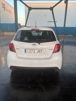 Toyota Yaris 2016