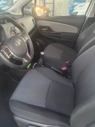 Toyota Yaris 2016