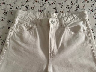 Pantalones vaqueros blancos rectos de Mango