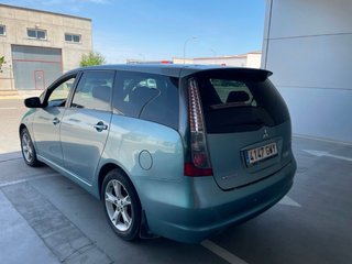 Mitsubishi Grandis 2010