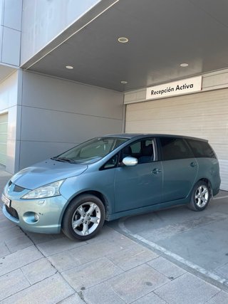 Mitsubishi Grandis 2010