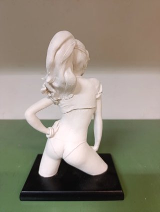 Statua Donna Glamour - Emilio Casarotto