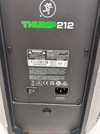 Altavoz Mackie Thump 212