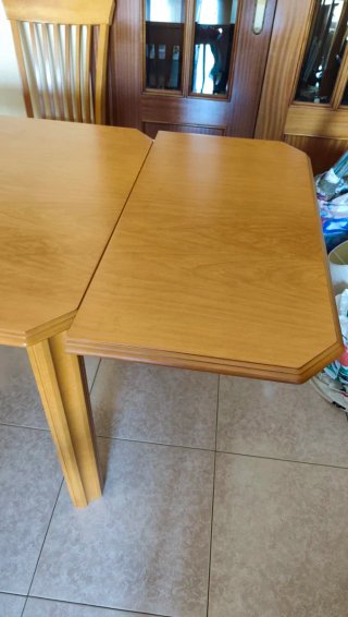 Conjunto de mesa extensible comedor y 4 sillas