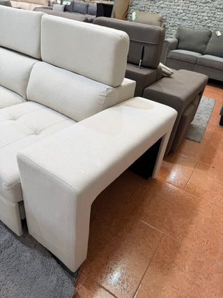 Sofa cama con arcon Y 2 PUFF