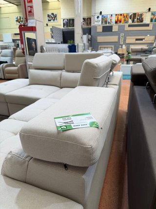 Sofa cama con arcon Y 2 PUFF