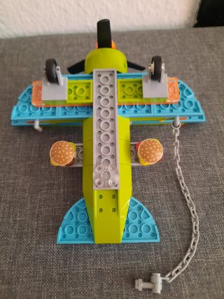 Lego Scooby-Doo 75901 Mystery Plane Adventures.