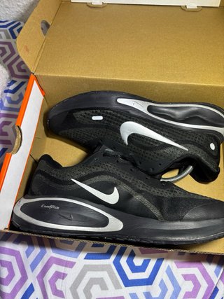 Zapatillas Nike Journey Run Talla 43 Negro/Plata