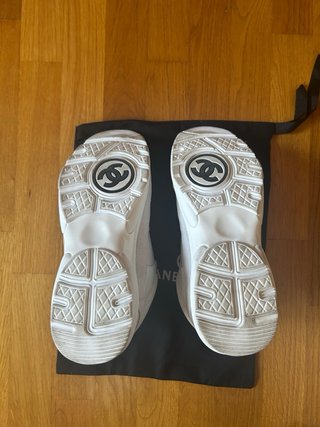 Chanel Runner