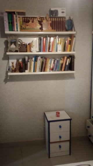 Habitación infantil en azul y blanco