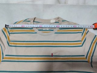 Vintage Levis Tshirt Beige M