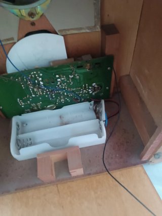 Radio de madera antigua