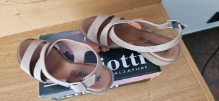 Sandalias Sergiootti Beige Mujer