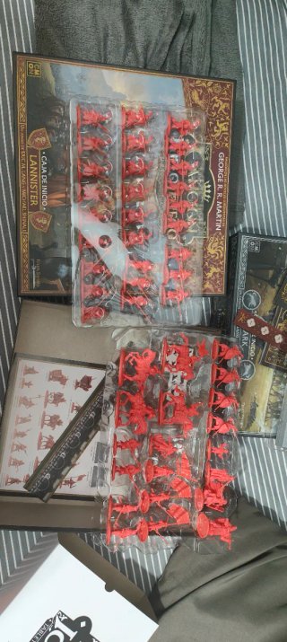 Cajas de inicio Stark y Lannister ASOIAF