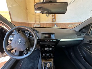 Opel Opel astra j  2010