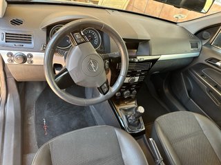 Opel Opel astra j  2010