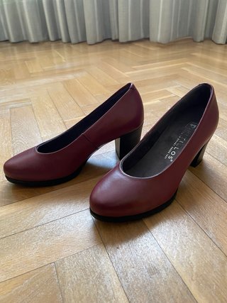 Zapatos de piel granates sin usar marca Pitillos