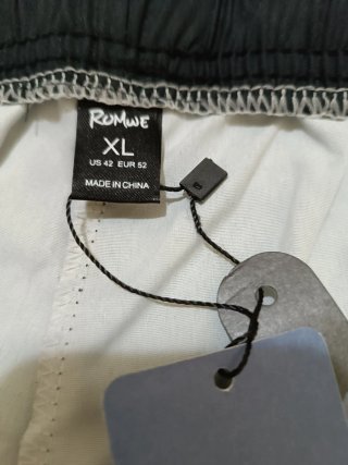 Bermudas 48. De hombre.
