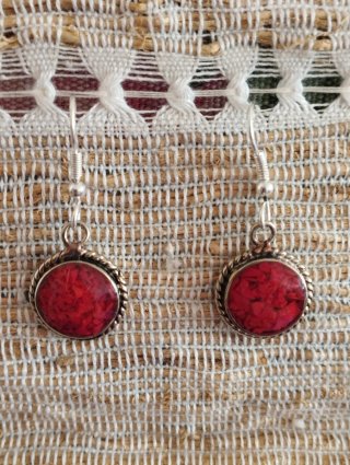 Pendientes artesanales de alpaca mexicana y piedra