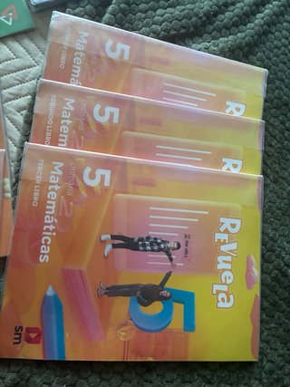 Libros 5 de primaria sm e ingles oxford