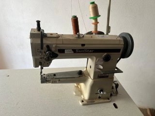 Maquina de coser triple arrastre