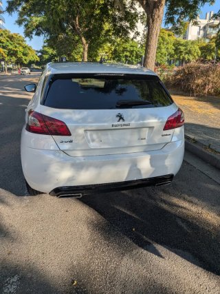 Peugeot 308 2016