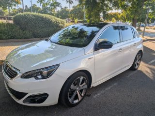 Peugeot 308 2016