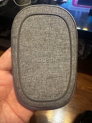 Batería externa Moshi Porto Q 5K con carga inalámb