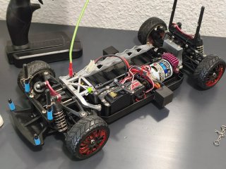 Coche RC 1.10 Charger Demon