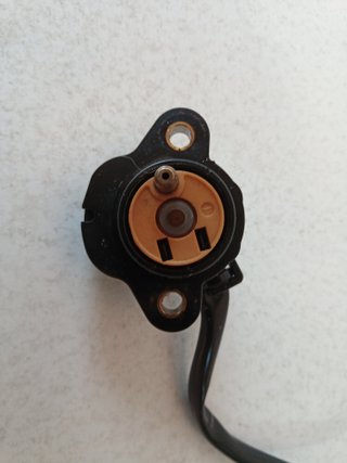 sensor neutral suzuki gsxr 1000 k5 k6 despiece