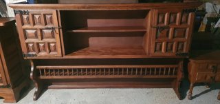 Mueble de salón de madera