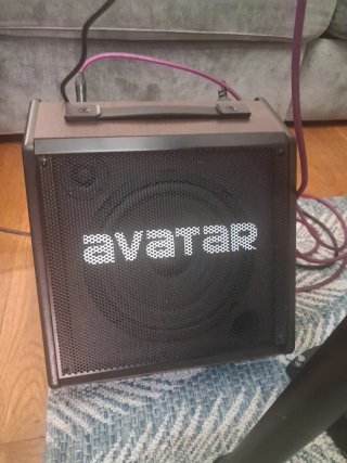 Batería eléctrica AVATAR SM120. Amplificador DM30.