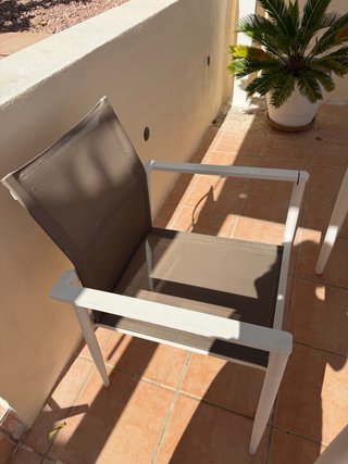 Conjunto jardin mesa y sillas