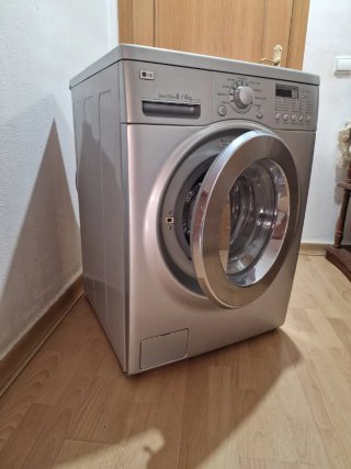 Lavatrice LG 8kg Direct Drive