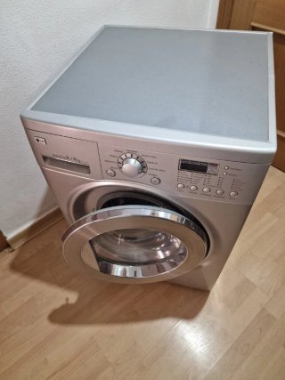 Lavatrice LG 8kg Direct Drive