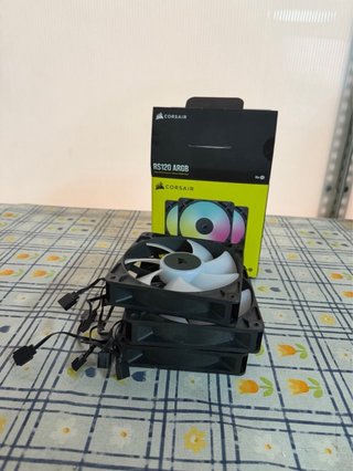 Ventiladores Corsair rs120 argb