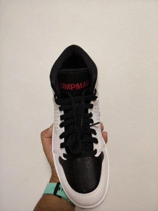 T41 Nike blancas Jumpman