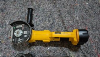 Radial. Taladro percutor Dewalt