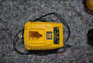 Radial. Taladro percutor Dewalt