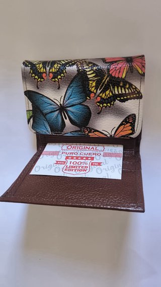 Billetera de dama en cuero