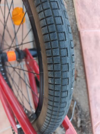 Bicicleta BMX B'Twin Wipe 20 Roja