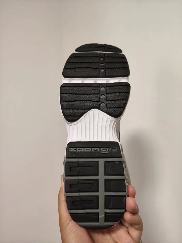 T40,5 Nike Air Zoom Fire
