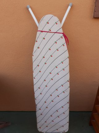 Tabla de planchar con estampado floral