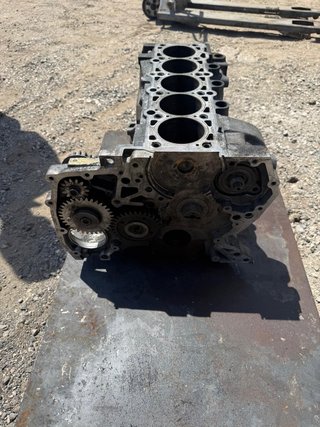 Bloque motor Volkswagen 070103021L