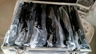 6x Strobo 200w RGB + W 48+8 + flightcase