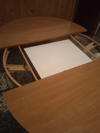 Mesa de comedor redonda