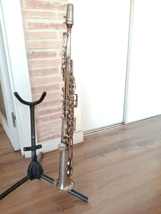Saxo soprano Buescher true tone renovado.