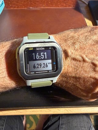 Reloj Nixon Expedition Fuerzas Especiales