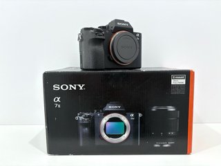 Sony Alpha 7 II - 1235 Disparos de fotos