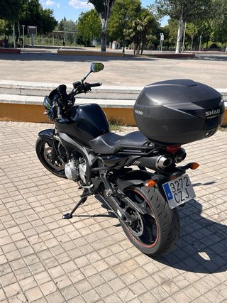 Yamaha fazer 600 negra